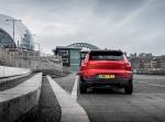 Volvo XC40 D4 R-Design 2017 года (UK)